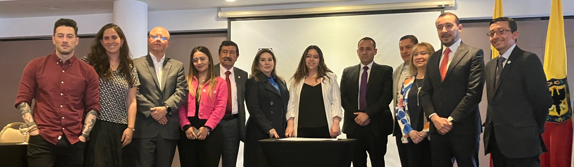 Representantes de consultorios y clínicas jurídicas de universidades en Bogotá
