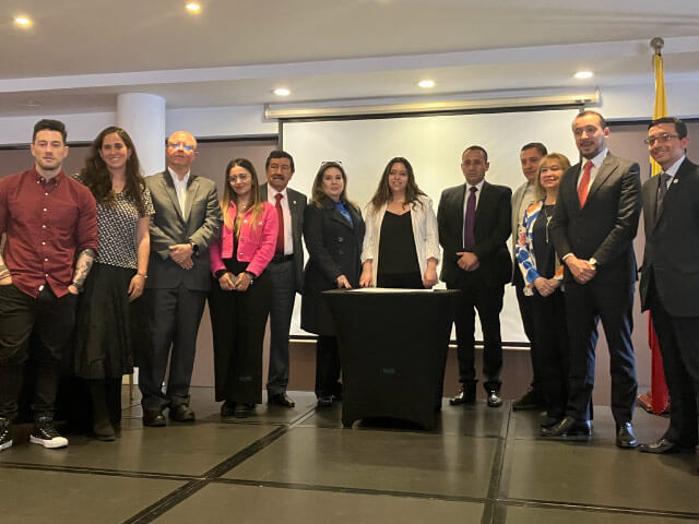 Representantes de consultorios y clínicas jurídicas de universidades en Bogotá